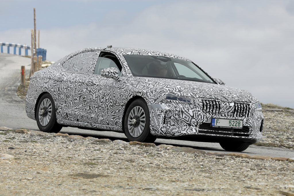 Skoda Superb: Η επαναφορά μιας κλασικής αξίας