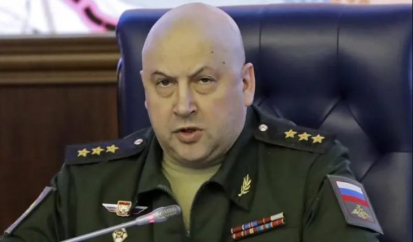 Σεργκέι Σουροβίκιν: Υπό κράτηση ο Ρώσος στρατηγός - Τι λένε οι Financial Times