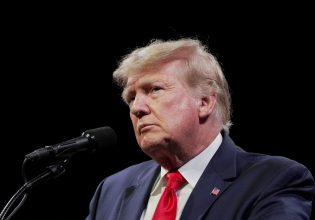 Ντόναλντ Τραμπ: Παραδέχτηκε ότι κράτησε απόρρητο έγγραφο για το Ιράν