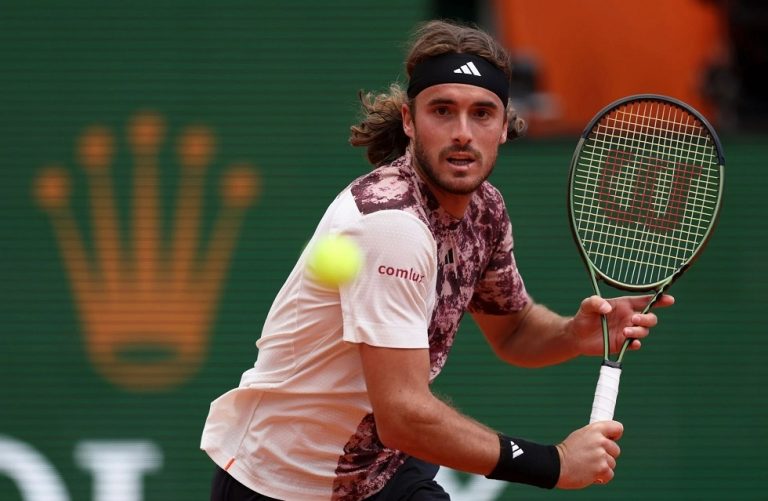 Πρόωρος αποκλεισμός και στο Χάλε για τον Τσιτσιπά (0-2)