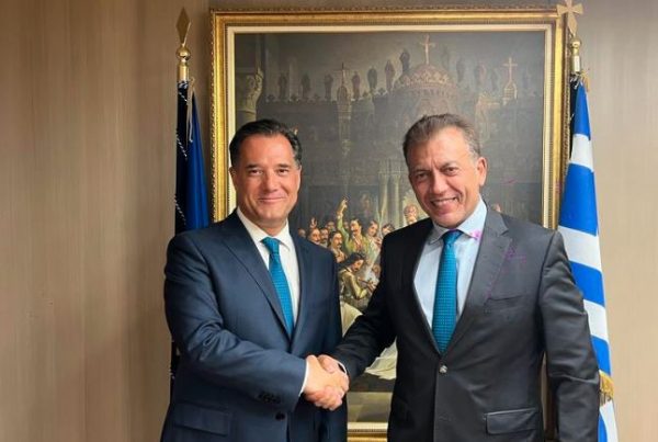 Η πρόσκληση του Άδωνη Γεωργιάδη στον Γιάννη Βρούτση