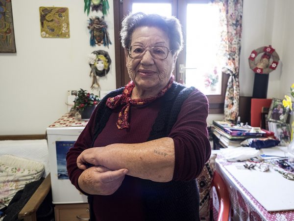 Βάσω Σταματίου: «Στο Άουσβιτς παντού μύριζε καμένη ανθρώπινη σάρκα… πουλιά δεν υπήρχαν»