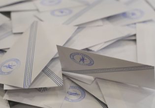 Εκλογές: Οι επιδιώξεις των κομμάτων λίγες ώρες πριν ανοίξουν οι κάλπες – Η αγωνία των «μικρών»