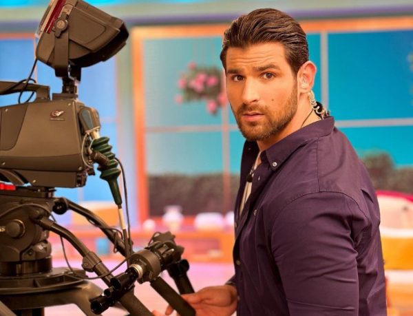 Ετεοκλής Παύλου: «Ο πατέρας μου πέθανε όταν ήμουν 7 χρονών – Μεγαλώσαμε μόνοι μας»