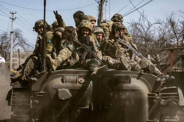 Πόλεμος στην Ουκρανία: Το Κίεβο αναφέρει «μερική επιτυχία» στις μάχες στο νότιο τμήμα