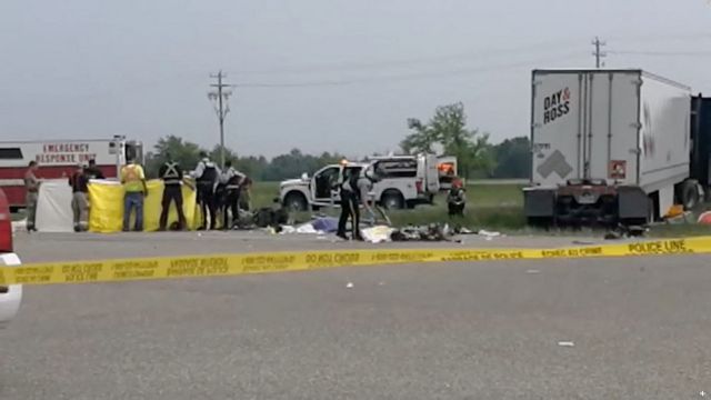 Canada: 15 dead as a result of a large collision between a truck and a minibus (watch the video)