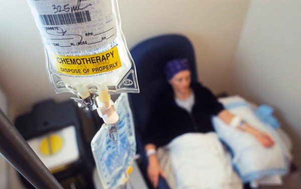 Ογκολογικές θεραπείες χωρίς αναμονή και με λιγότερα ραντεβού αλλά… στην Ισπανία