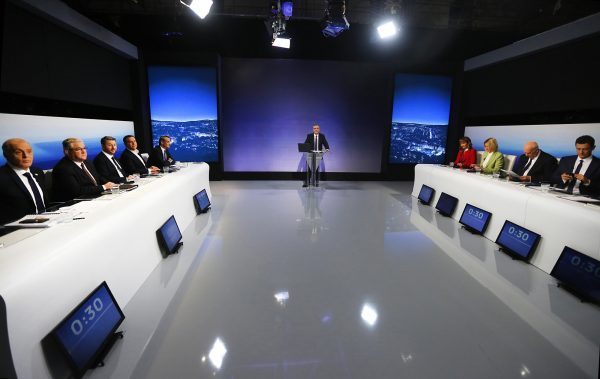 Debate: Συνεδριάζει η διακομματική - Προς αναβολή η τηλεμαχία;
