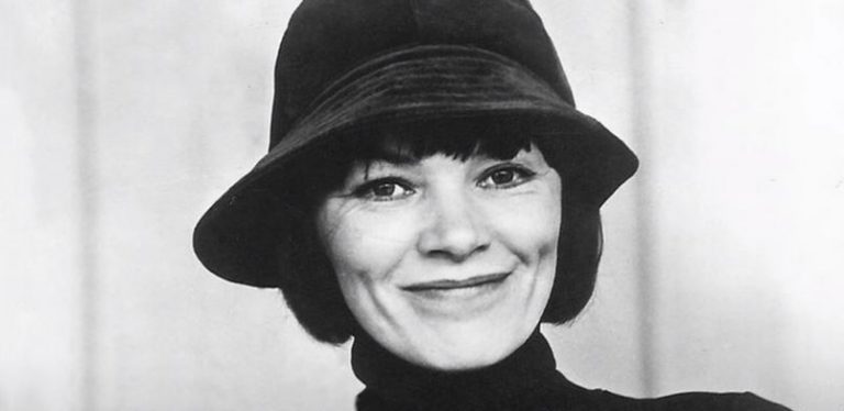 Γκλέντα Τζάκσον: «Είμαι μία αντικοινωνική σοσιαλίστρια»