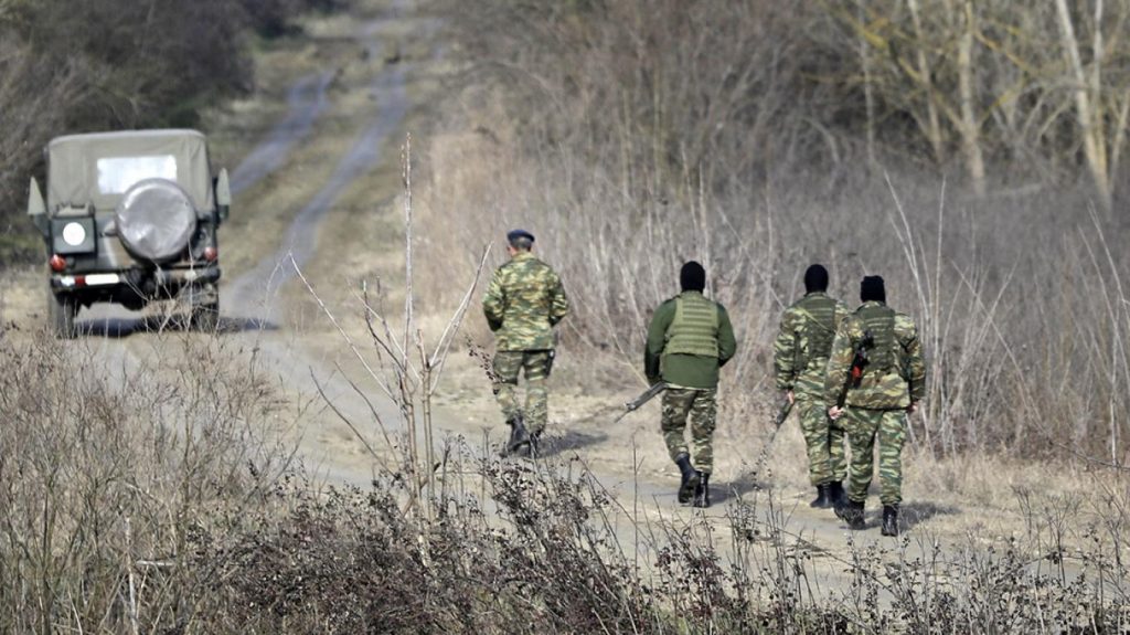 Έβρος: Οι πέντε συνοριοφύλακες και οι διάλογοι που τους «έκαψαν» – Πώς «έδιωχναν» στρατό και Frontex για να περνούν οι μετανάστες