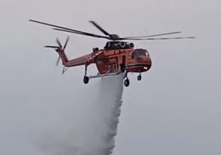 Υπό μερικό έλεγχο η φωτιά στους Αγίους Θεοδώρους Κορινθίας