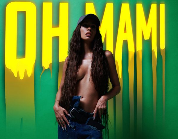 Η Ελένη Φουρέιρα έγινε μητέρα και το γιορτάζει τραγουδώντας «Oh Mami»