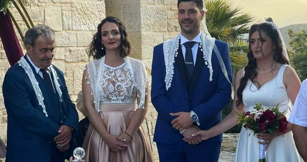 Κρήτη: Ο έρωτας «σπάει» τα σύνορα – Ο γάμος με Τουρκάλα, η βάφτιση και το μωράκι