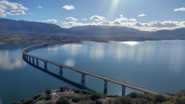 Άνοιξε η γέφυρα Σερβίων μόνο για ΙΧ οχήματα έως 3,5 τόνων