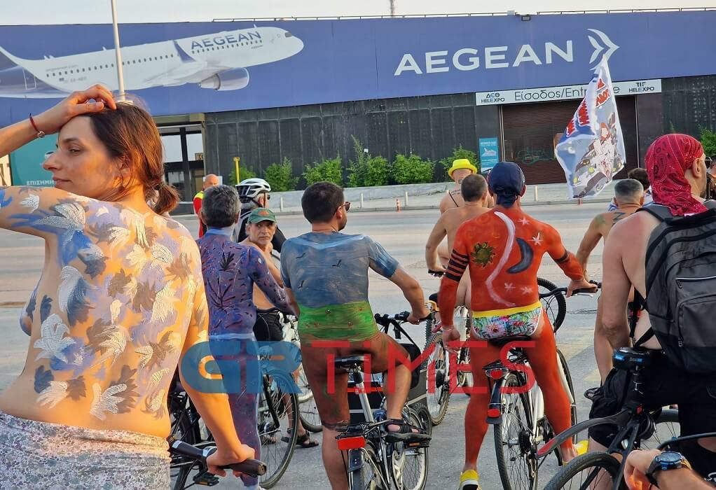 Στους δρόμους για 16η χρονιά οι γυμνοί ποδηλάτες στη Θεσσαλονίκη