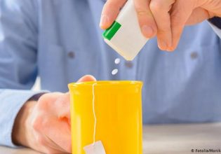 Reuters: Ο ΠΟΥ θα ανακοινώσει ότι η ασπαρτάμη είναι πιθανή καρκινογόνα ουσία