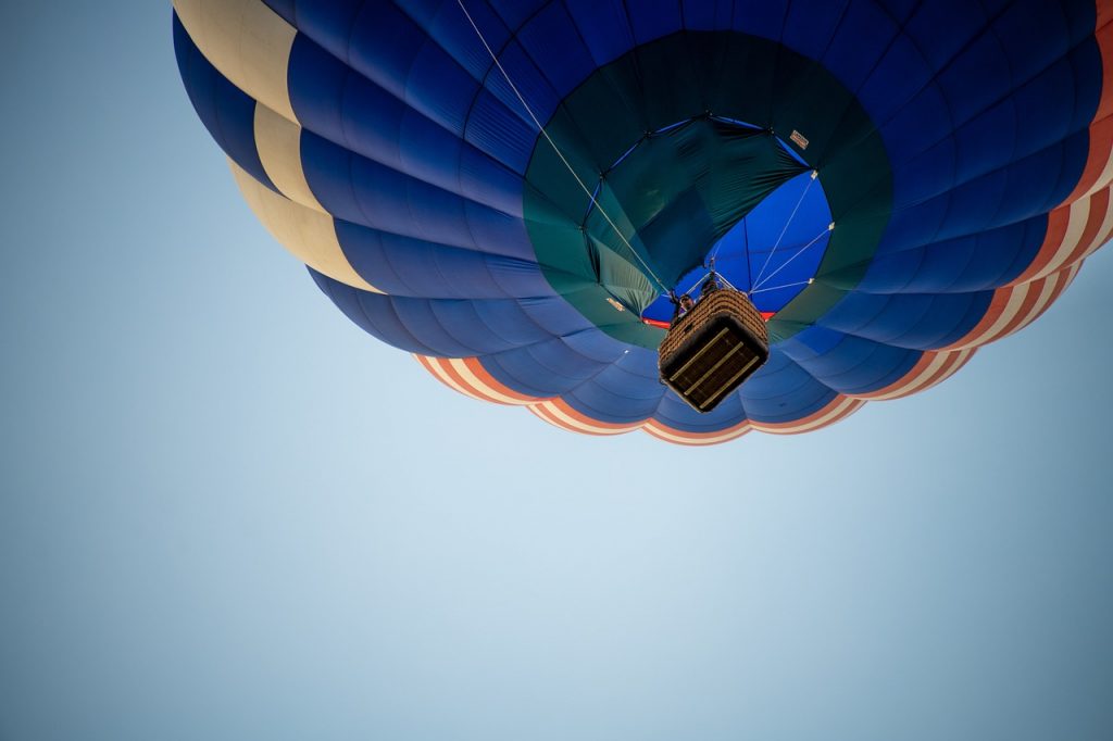 Φωτιά σε αερόστατο στη Βρετανία – Νεκρός ο πιλότος του