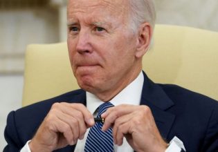 ΗΠΑ: Ο Μπάιντεν παρακολουθεί τις εξελίξεις στη Ρωσία και θα διαβουλευθεί με τους συμμάχους