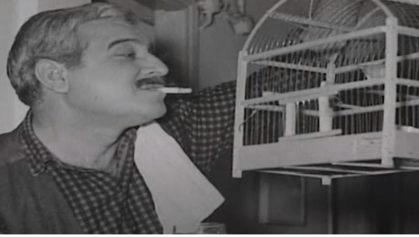 Σπύρος Καλογήρου: Ο «κακός» του σινεμά που ξεκίνησε από έμπορος λαθραίων τσιγάρων στην Κατοχή