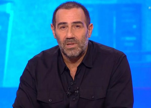 Αντώνης Κανάκης: «Ο εγκέφαλός μου προσπαθεί να το εμπεδώσει» – Πολύ δύσκολες ώρες για τον παρουσιαστή