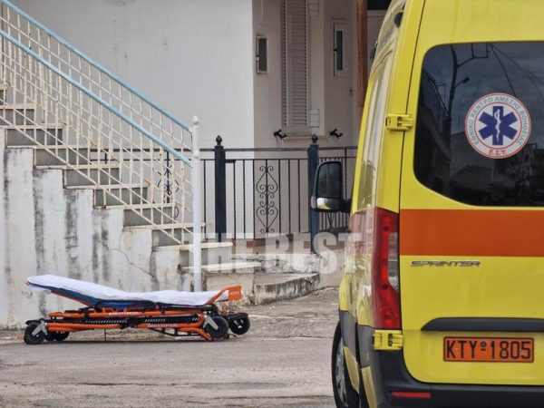 Τραγωδία στην Πάτρα: Τουλάχιστον 9 ώρες ήταν νεκρή η 39χρονη μητέρα μέσα στο διαμέρισμα