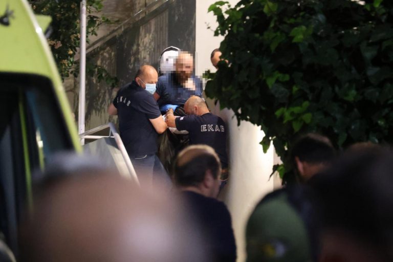 Ενδοοικογενειακή βία στο Ηράκλειο: Βελτιώνεται η κατάσταση της 36χρονης που μαχαιρώθηκε από τον σύντροφό της