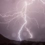 Καιρός: Καταιγίδες με επικίνδυνους κεραυνούς το Σαββατοκύριακο – Η πρόγνωση του Κλέαρχου Μαρουσάκη