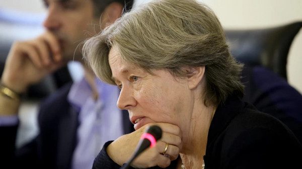 Να ζητήσει συγγνώμη από τους παιδιάτρους καλούν τη Λινού οι γιατροί