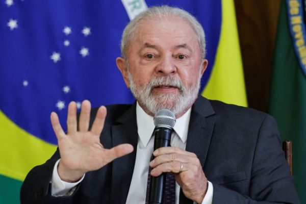 Λούλα: Βρέθηκε σχέδιο πραξικοπήματος σε κινητό συνεργάτη του Μπολσονάρο για να μην αναλάβει την προεδρία