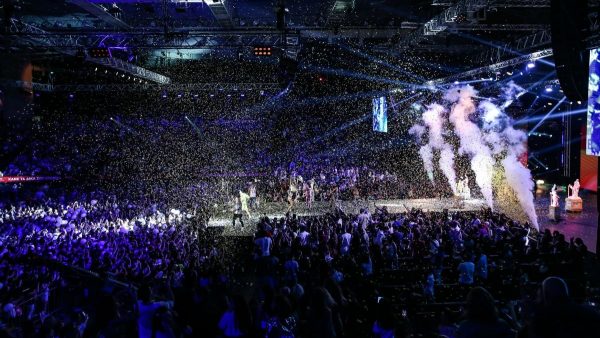 Οι Melisses τραγουδούν Φουρέιρα, ο Ρουβάς Παπαρίζου και η Φουρέιρα Ρουβά – Δείτε το επικό βίντεο των MAD VMA