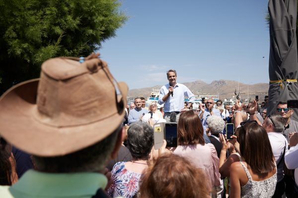 «Να γράφει ΄΄5΄΄ μπροστά  το ποσοστό μας στα Δωδεκάνησα» – Τα μηνύματα Μητσοτάκη από τη Λέρο