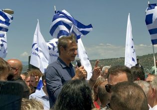 Μητσοτάκης σε Αμφιλοχία και Φιλιππιάδα: Δέσμευσή μας η αύξηση των αποδοχών και η μείωση φόρων