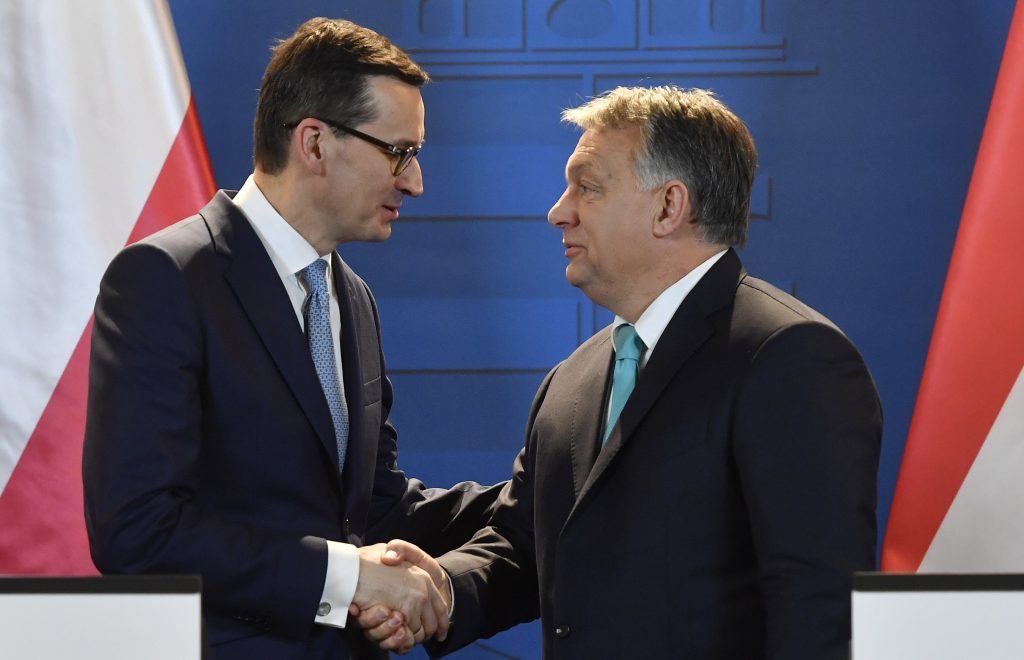 Σύνοδος Κορυφής: Πολωνία και Ουγγαρία ζητούν αναθεώρηση των νέων κανόνων για το άσυλο