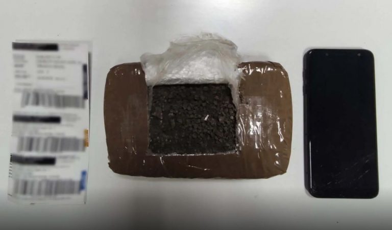 Συνελήφθη 19χρονη μέλος οργανωμένου κυκλώματος εμπορίας ναρκωτικών