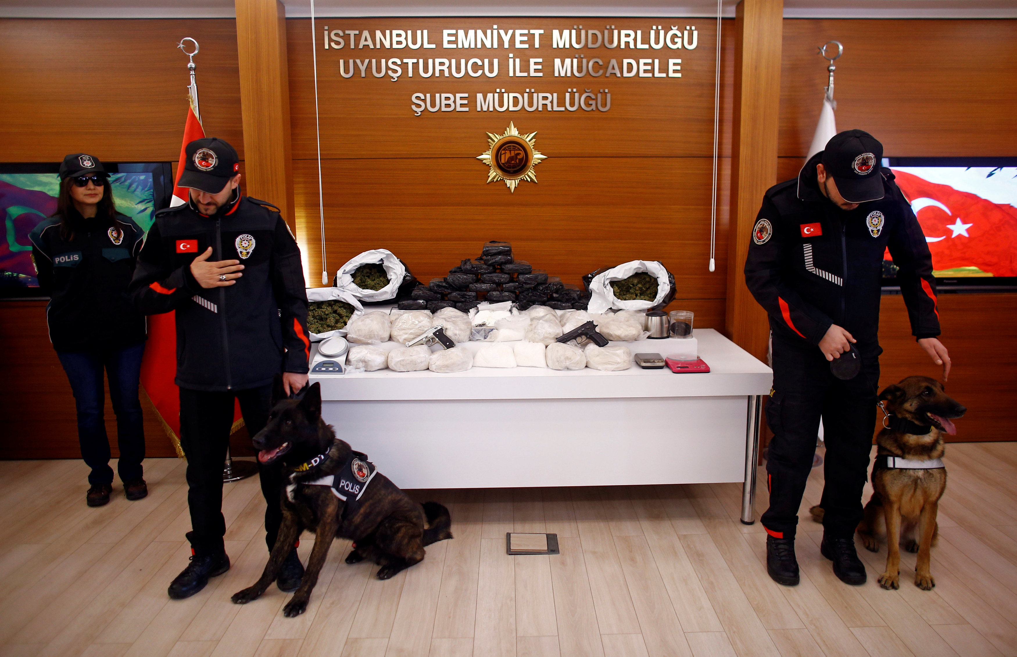 Τουρκία: Πως η χώρα του Ερντογάν κατάντησε άντρο ναρκεμπόρων