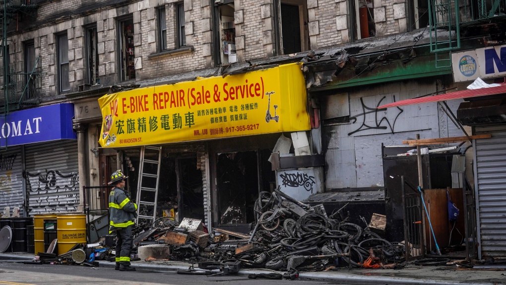 Νέα Υόρκη: 4 νεκροί και 2 τραυματίες από πυρκαγιά εξαιτίας μπαταριών ιόντων λιθίου