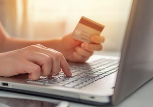 Ηλεκτρονικές πληρωμές: Κερδίζουν την προτίμηση των Ελλήνων