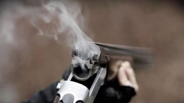 Στο νοσοκομείο 14χρονο παιδί που αυτοπυροβολήθηκε με κυνηγετικό όπλο στη Λαμία