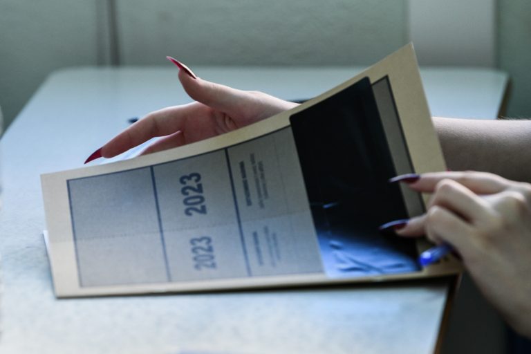 Τελευταία ημέρα Πανελλαδικών για τους υποψήφιους των ΕΠΑΛ