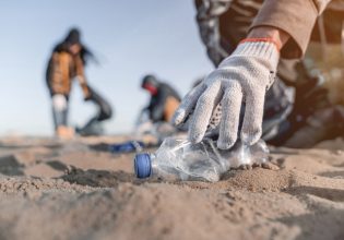 Προειδοποιεί ο ΟΗΕ για το περιβάλλον: Να σπάσουμε τον εθισμό μας στα πλαστικά
