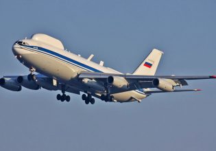 Ρωσία: Εγκαταλείπουν τη Μόσχα πολιτικοί και ολιγάρχες – Το προεδρικό αεροσκάφος χάθηκε από τα ραντάρ