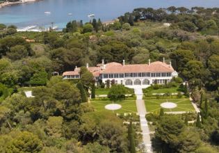 Γαλλία: Στο «σφυρί» ιστορικό παλάτι Ρώσου ολιγάρχη