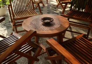 Έπιπλα κήπου: 5 tips για να τα απολαμβάνεις για χρόνια