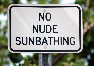 Ολλανδία: «Παρακαλώ, όχι άλλο σεξ στην παραλία» – Οργή κατοίκων κατά των γυμνιστών παραθεριστών