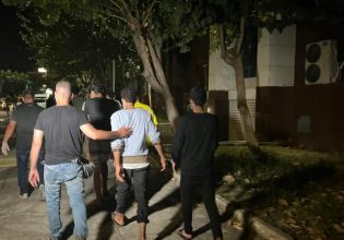 Ναυάγιο στην Πύλο: Στο Λιμεναρχείο της Καλαμάτας οι 9 συλληφθέντες