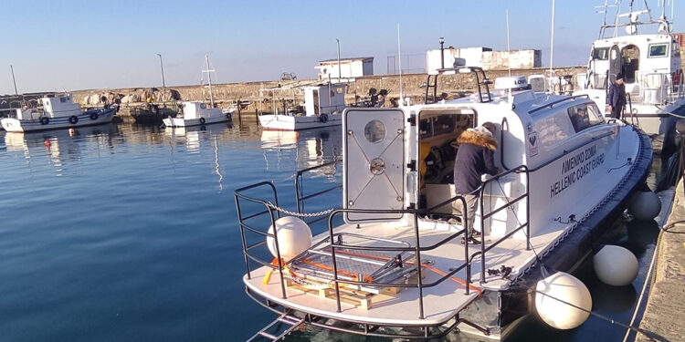 Σαμοθράκη: Η οδύσσεια ασθενή μέχρι να φθάσει στο νοσοκομείο Αλεξανδρούπολης - Χαλασμένο το ειδικό ταχύπλοο σκάφος