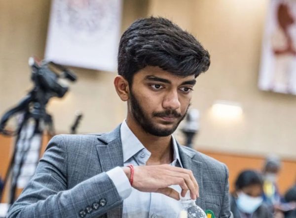 Νέος Κασπάροφ: O 17χρονος που κέρδισε τον πέντε φορές παγκόσμιο πρωταθλητή στο σκάκι