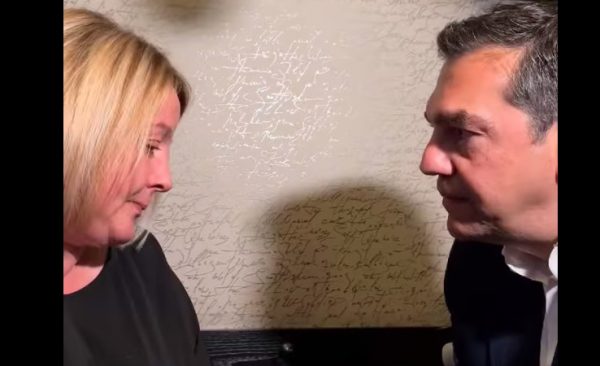 Συνάντηση Τσίπρα με τη μητέρα της Ιφιγένειας που χάθηκε στα Τέμπη: «Απαγορευμένη λέξη πλέον…»