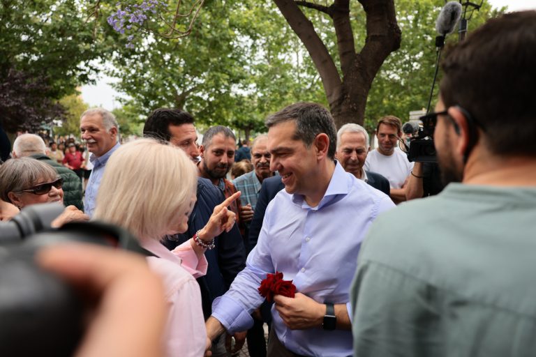 Τσίπρας από τη Δυτική Αθήνα: Να πάμε στο ΓΛΚ για να κοστολογήσουμε τα προγράμματά μας και μετά να έρθει σε debate ο κ. Μητσοτάκης