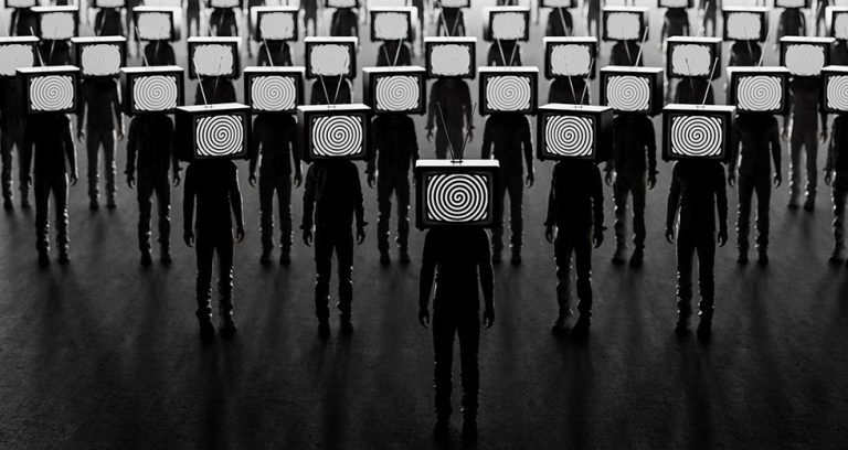 Φθηνός πολιτικός διάλογος, «κιτρινισμός» και άθλια παιχνίδια προς άγραν ψήφων